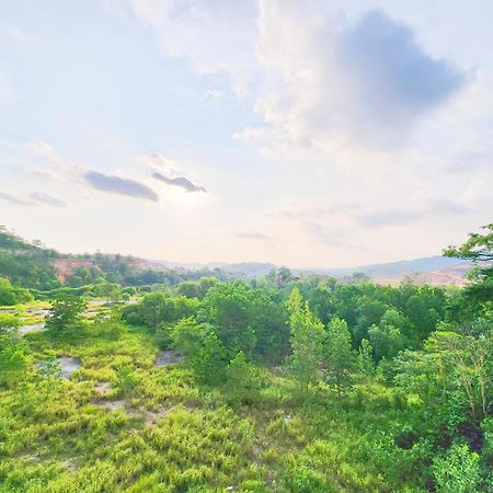 Klia Lili Residensi 5 Plus 2 Pax With Splendid Pool Нилай Экстерьер фото